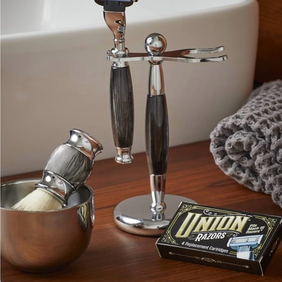 Union Razors SG4 5-Piece Razor Gift Set - Pearl Grey - Picture 2 of 9